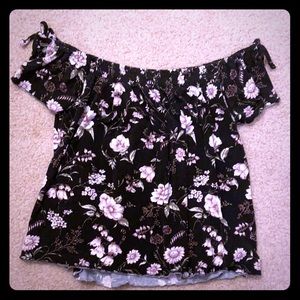 American Eagle soft & sexy off the shoulder top